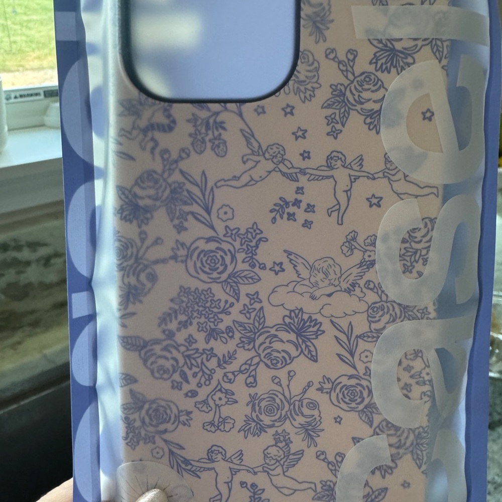 Casely cherubs phone case iPhone 15 pro max - Picture 2 of 4